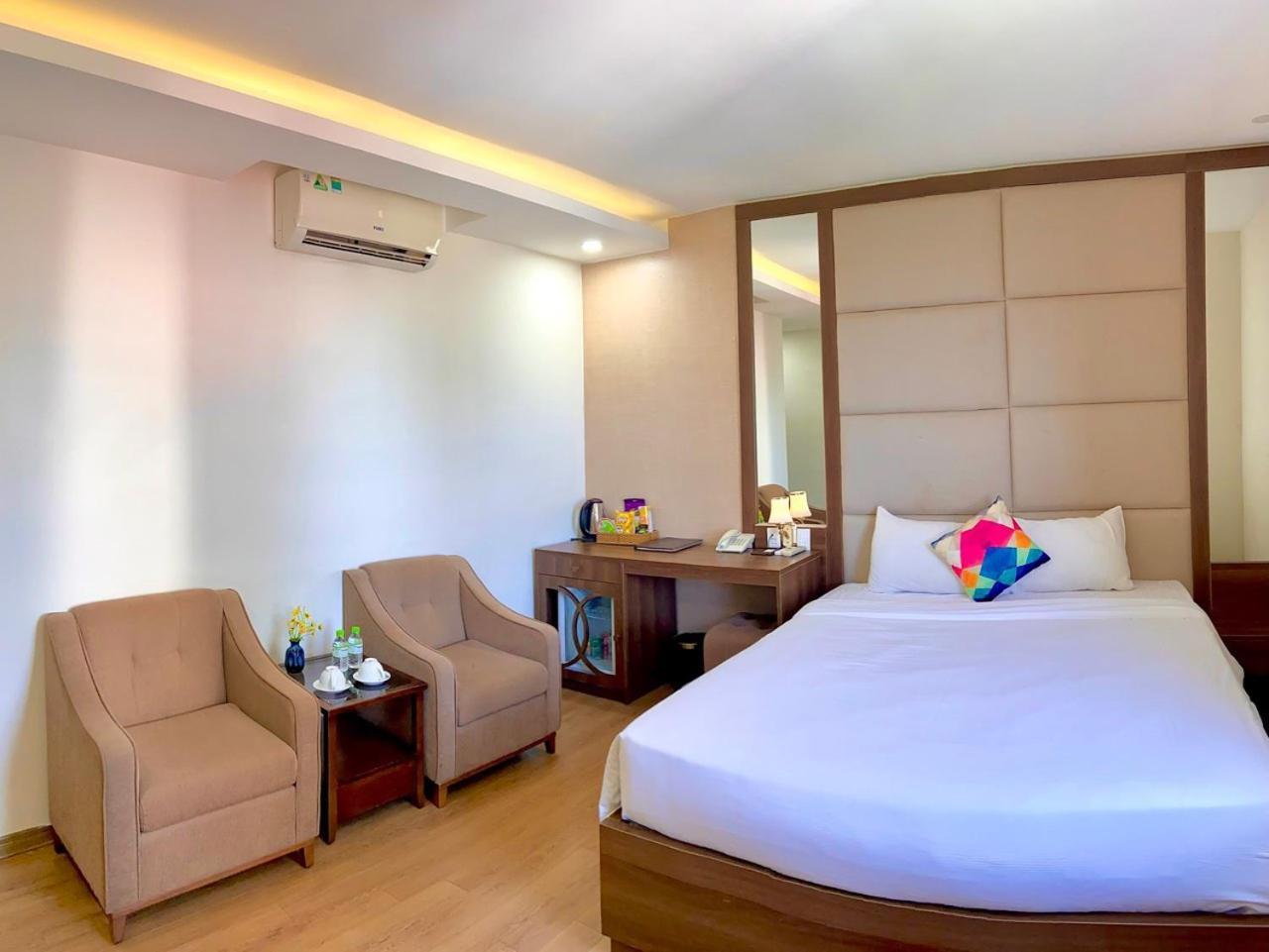 Pariat River Front Hotel Da Nang Exterior foto